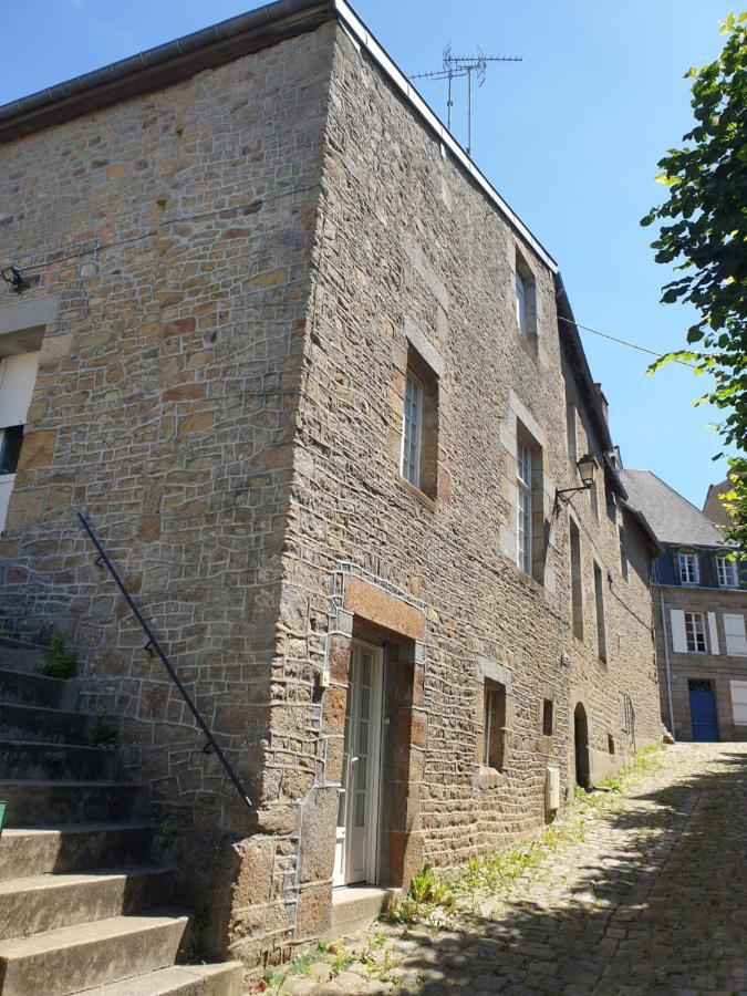 L'Abrincat'Studio, Centre Entre Donjon Et Vue Mont Avranches Exterior foto